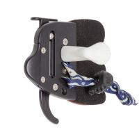 Напалечник OLYMPIC RECURVE TAB MIXHAR PLASTIC FRAME WITH LEATHER RH MEDIUM BLAC Decut